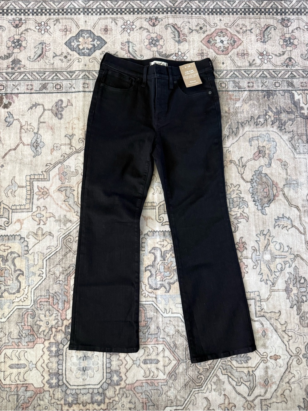 Madewell Black Denim mid-rise kick out Jeans with  new with Tags